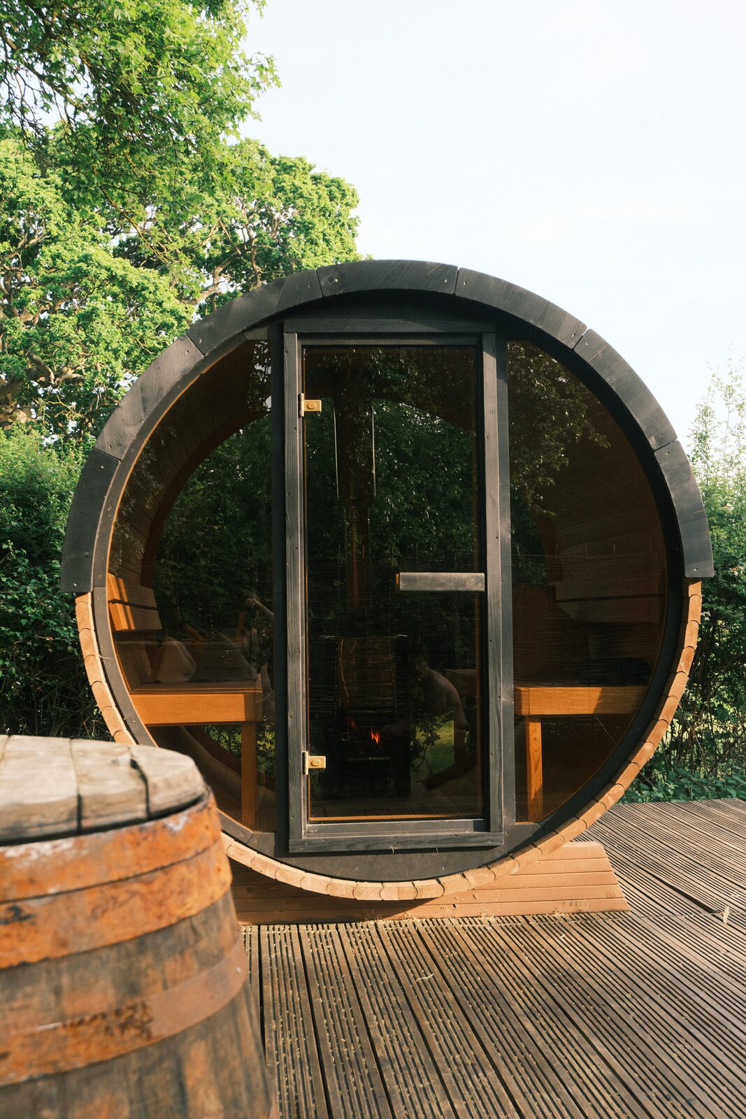 Barrel sauna in the garden